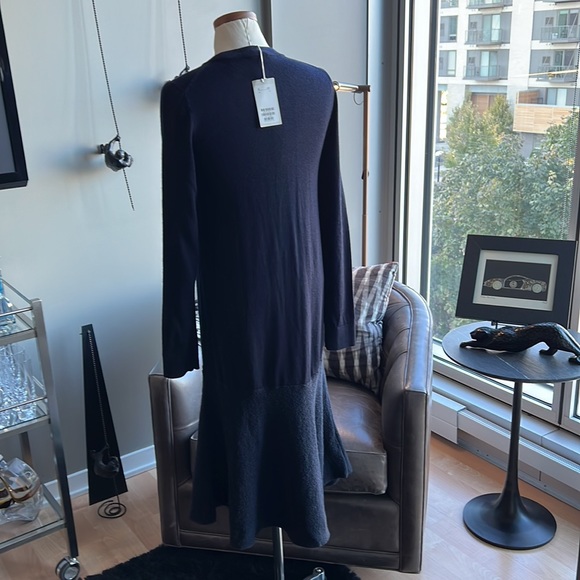 New COS Wool Knit Crewneck Long Sleeve Flared Midi Dress Size Small - Picture 3 of 9